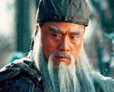 关羽和张飞一个杀猪一个卖枣,他们的武艺是哪学来的?