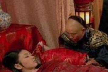 古代孕妇分娩的时候，为什么需要准备大量的热水呢？