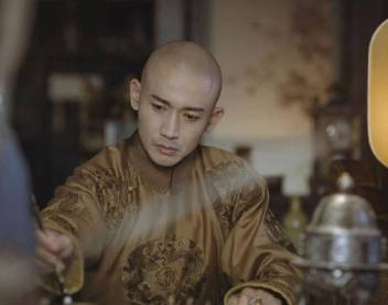 弘晖是雍正的嫡长子,如果他没早逝是否能顺利登基?