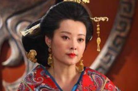 曹操的女儿曹节为何会拥护汉献帝呢?