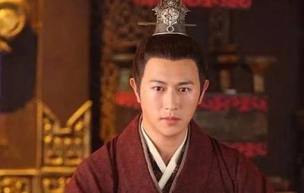 古代嫡子地位高于庶子 那么嫡女和庶子谁的地位更高