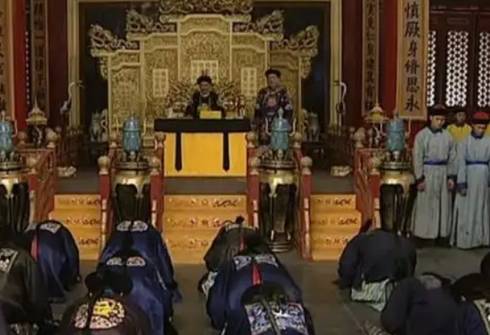 古代的读书人有多惨?范进中举后为何高兴得发疯?