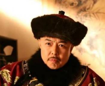 在古代人们是如何穿衣的?有何讲究