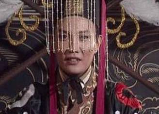 历史唯一的宦官皇帝,曹腾是怎样的一个人?