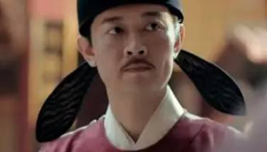 还是个学生的夏原吉是如何吸引朱元璋注意的？