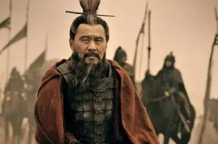 大权在握的曹操为什么不自立为皇帝呢?