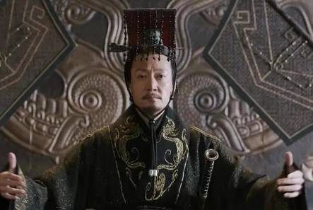 华阳夫人膝下无子,如何能稳坐太后之位呢?