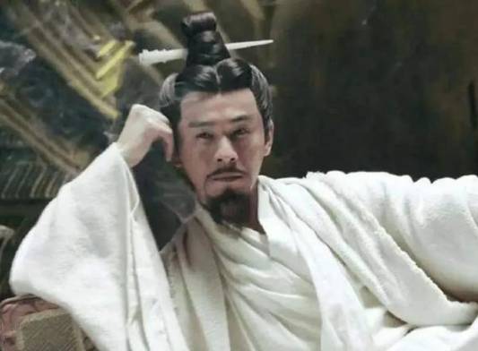 楚平王与太子建:一段宫闱权力之争的历史解析
