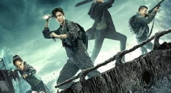 《怒海潜沙》阿宁喜欢吴邪吗？她最后结局是死了吗？