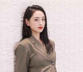 《机智的恋爱生活》彭必瑶饰演什么角色？她还演过别的什么剧？