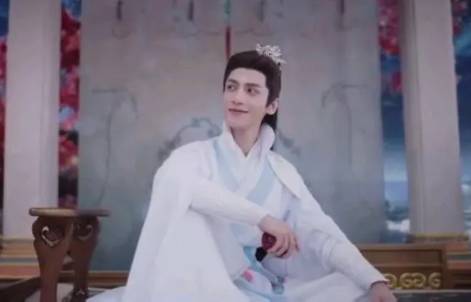 《长月烬明》化身小蛟龙的冥夜，为什么身负怨气？
