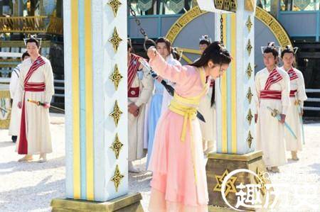 九州天空城关晓彤吐槽台词肉麻 玩转玛丽苏个性女