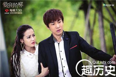 爱的阶梯罗珊是谁演的 郝泽嘉个人简介