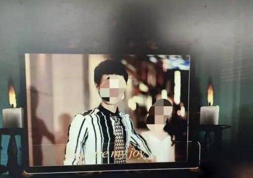 浙江夫妻收史上最可怕婚纱照:两侧白蜡烛似阴婚