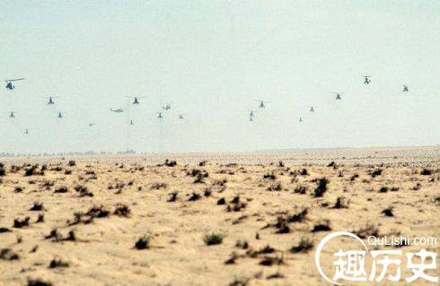 美军超级空运支撑海湾战争 两月运物资20亿吨