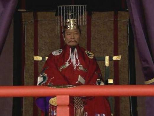 崇峻天皇:日本历史上最悲剧的天皇,被大臣谋杀
