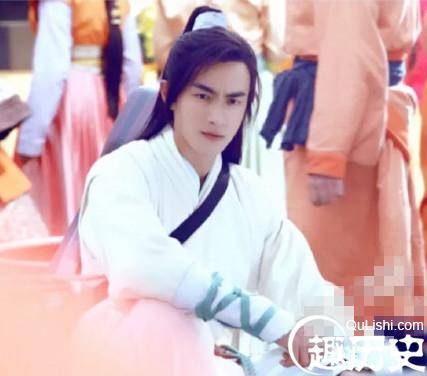 赵丽颖的《11处特工皇妃》 看乱世少女如何成长?