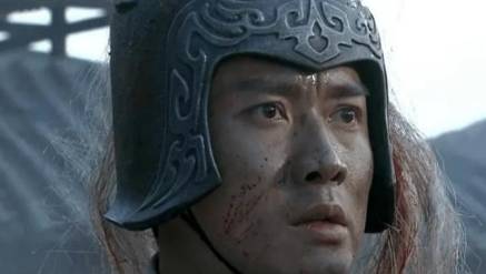 若是单纯保护刘备,为什么说关羽肯定是最适合的?