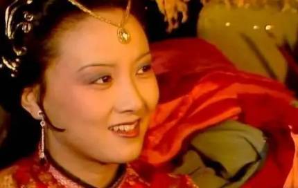 赖嬷嬷作为最年高有体面的老嬷嬷,为什么看不起贾府?