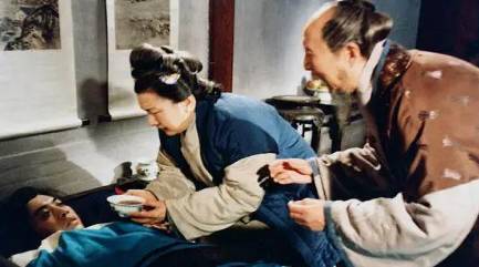 贾府的旁支子孙里,贾瑞为什么想给王熙凤当小白脸?
