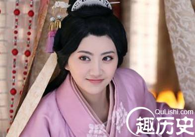 揭秘:中国历史上第一个女文豪班昭的家庭秘事