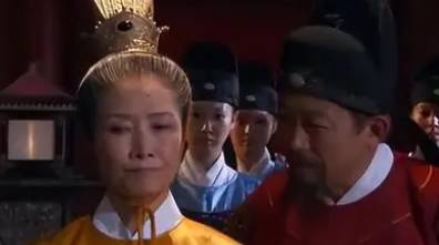 武则天退位的时候大臣们都是什么反应？姚崇为何而哭？