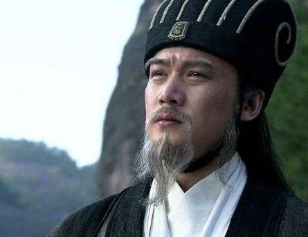 三国时期有比诸葛亮还厉害的谋士存在吗?他是谁?
