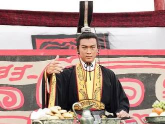 秦庄公是秦始皇的什么人？他们是什么关系呢？
