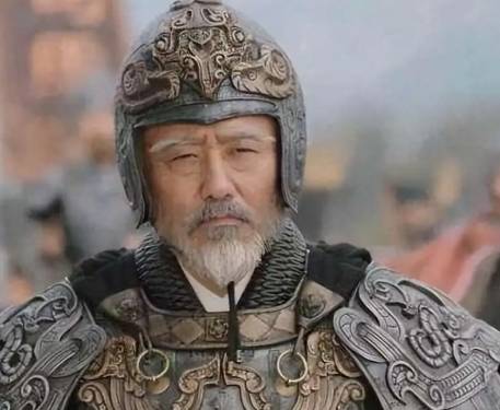 权力棋局中的关键落子：郭太后为何选择司马懿